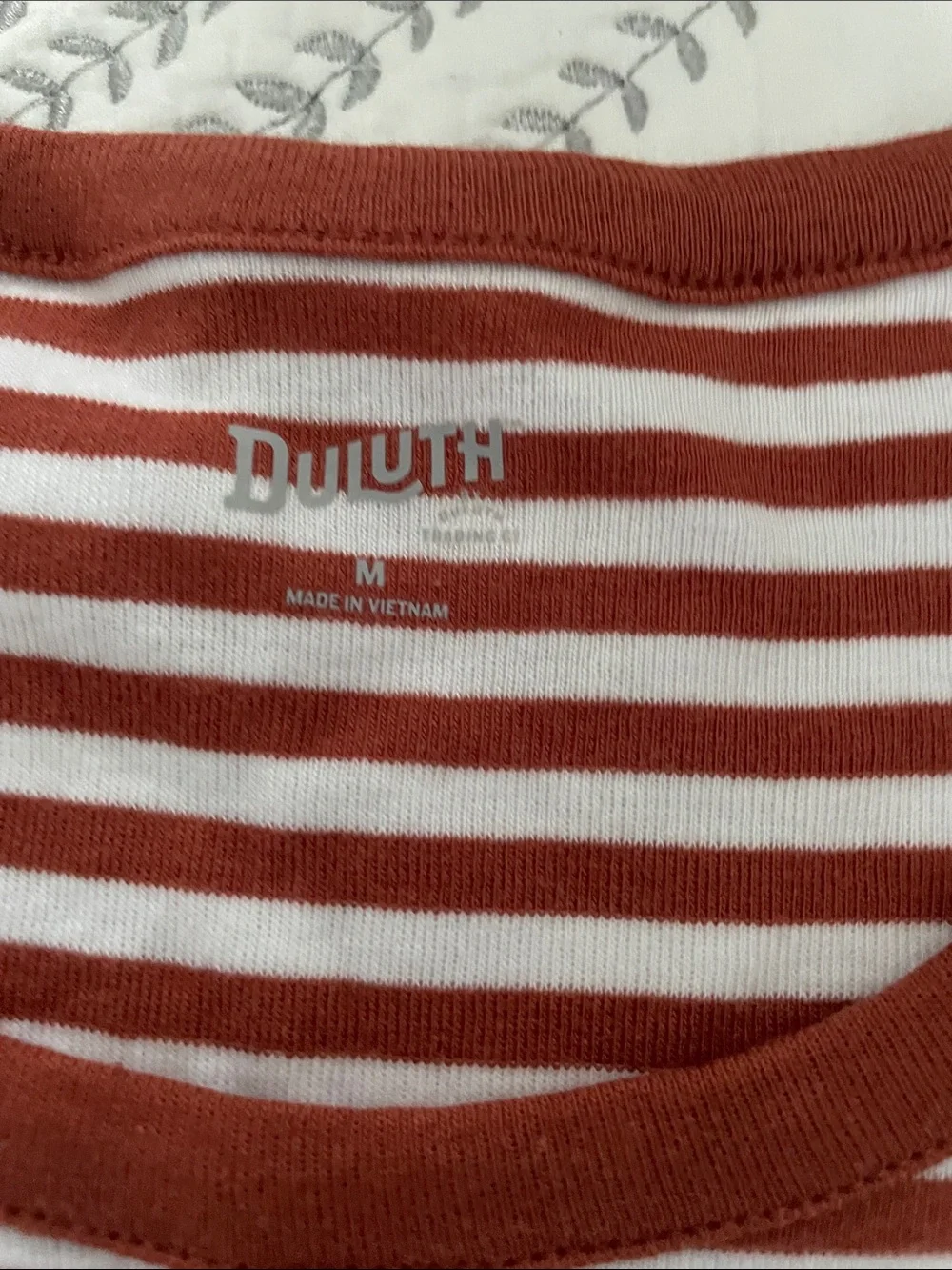 NWT Duluth trading co. Striped Rust/light brown and White short Sleeve Tee - Picture 5 of 7